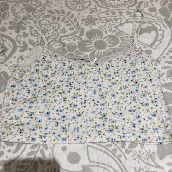 Brandy Melville Top - Picture 2 of 4